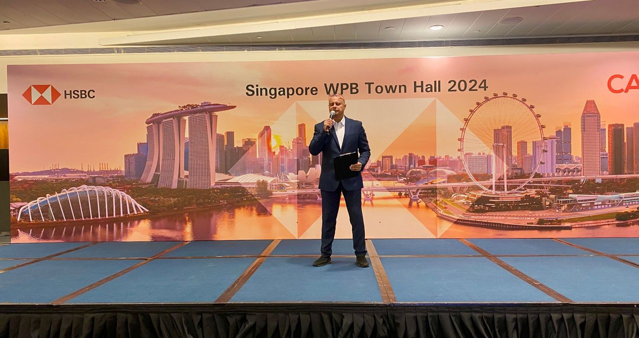 Rico Smith hosting the HSBC Singapore WPB town hall
